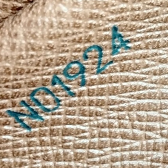 Louis Vuitton Monogram Saint Germain Crossbody - Picture 11 of 13